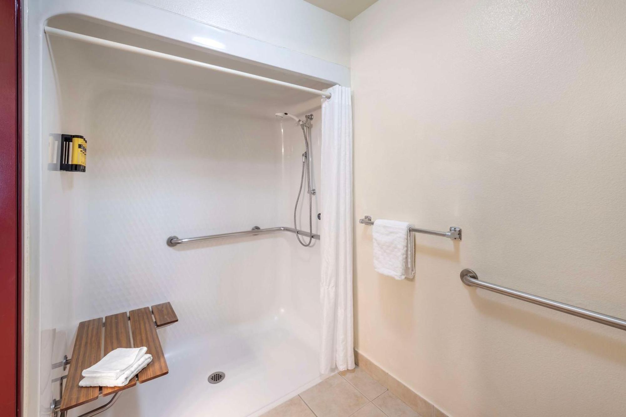 Western Orchid & 3* Roseville